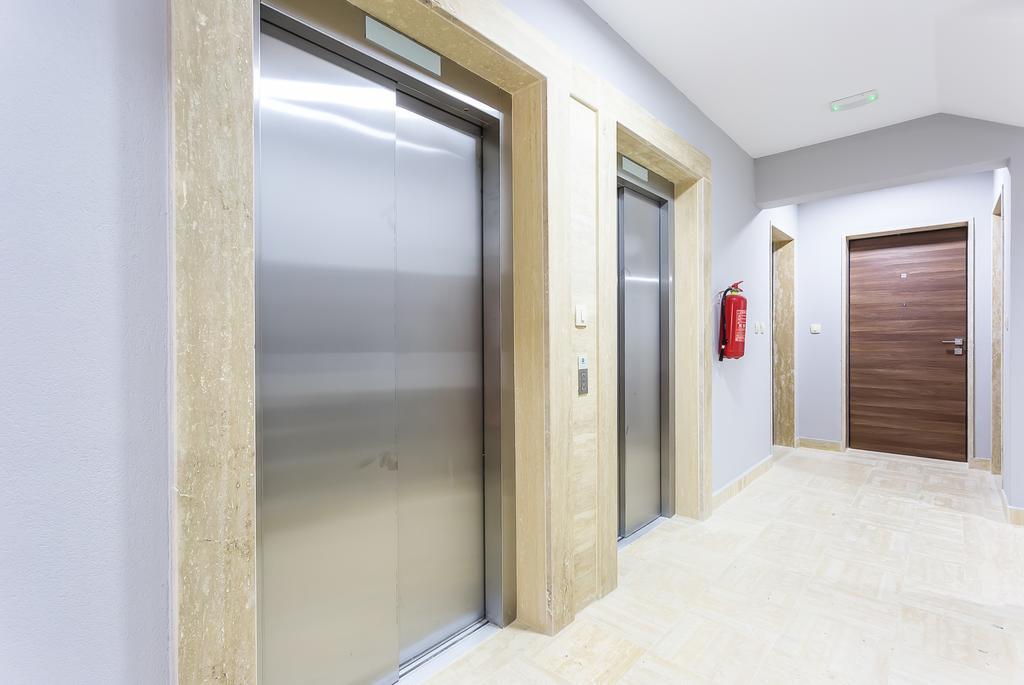 Primus Apartments Impera Budva Extérieur photo