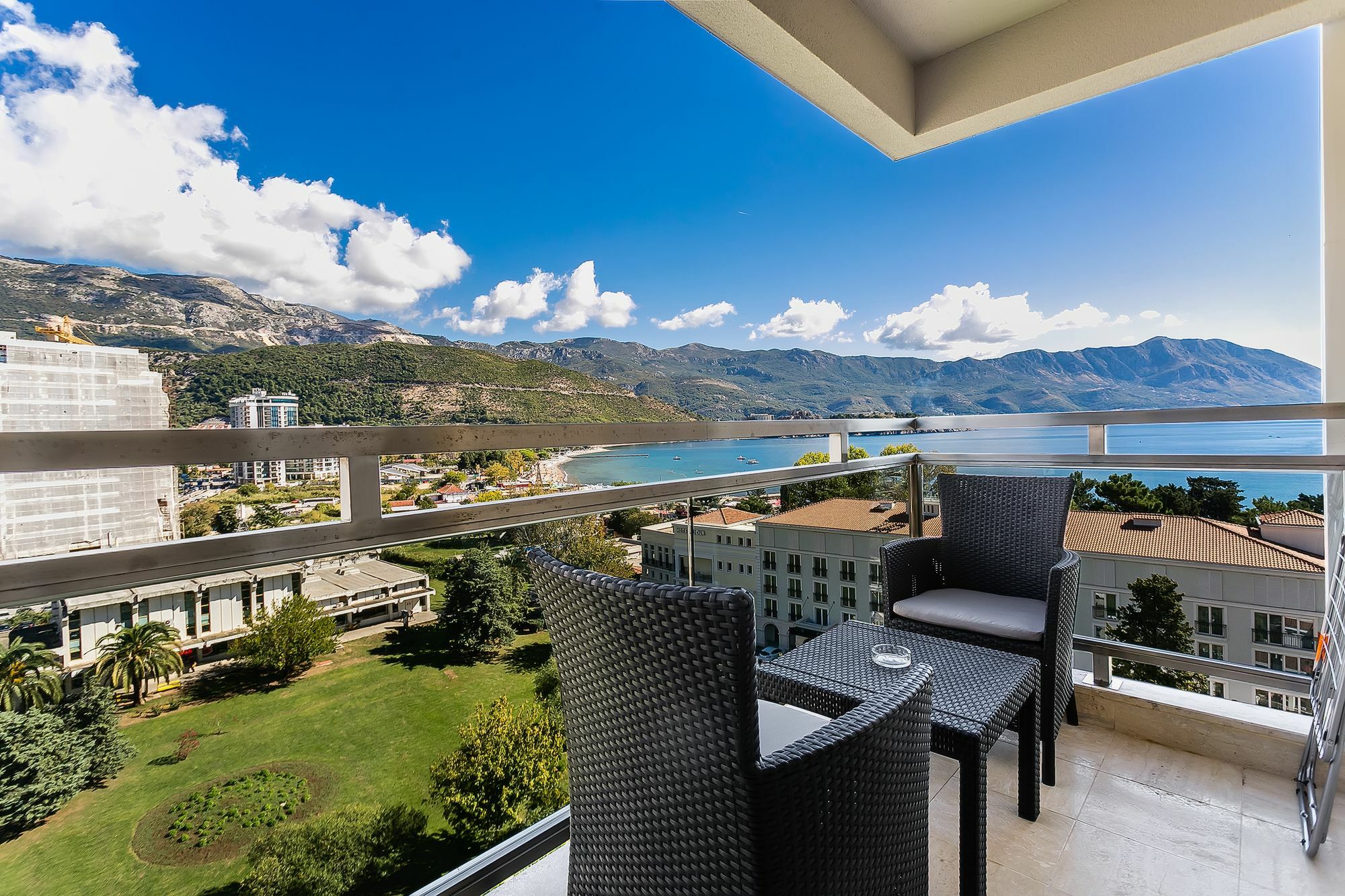 Primus Apartments Impera Budva Extérieur photo